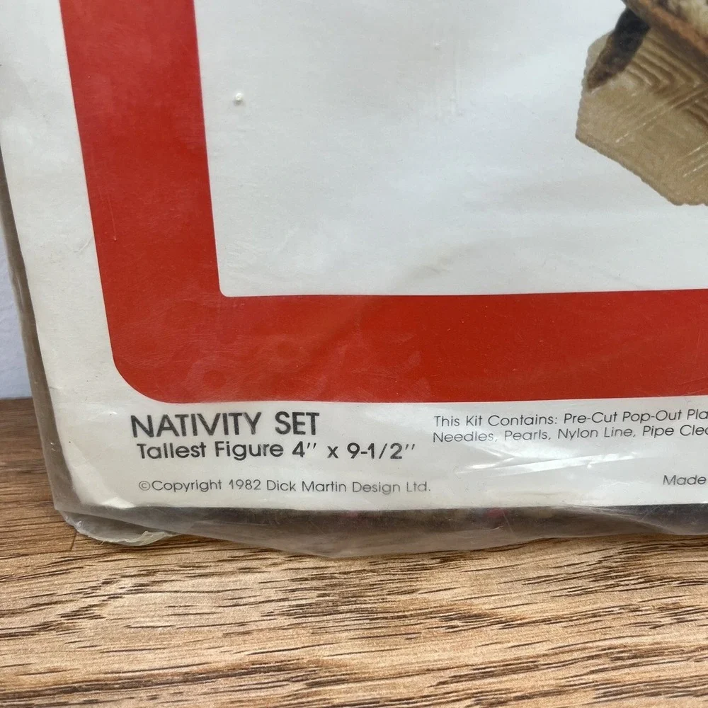 Vintage Leisure Arts Canvas Capers Nativity Set Craft Kit 432 NEW Sealed‎